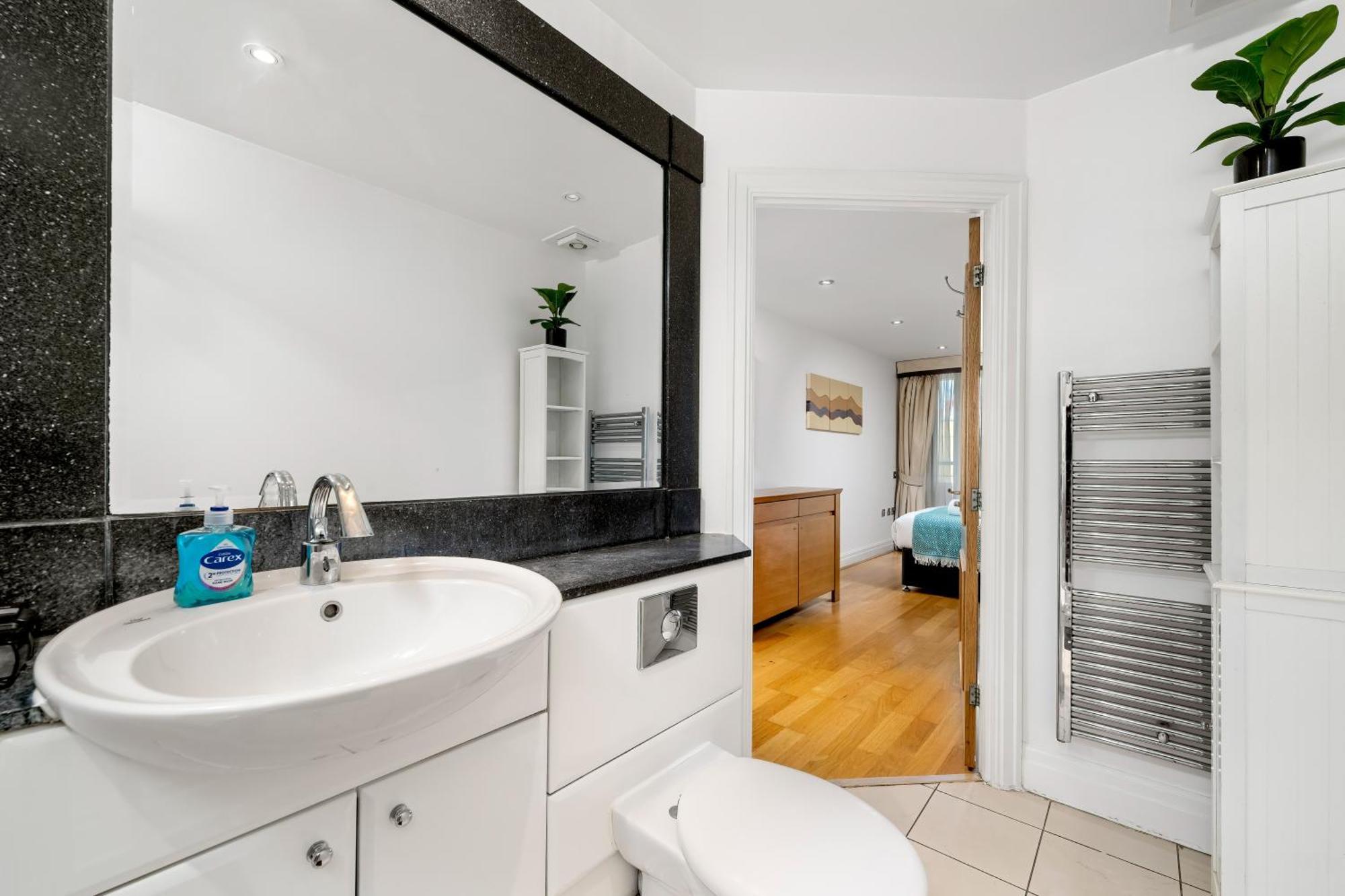 Modern Paddington Station 2 Bedroom Apartment Londres Exterior foto
